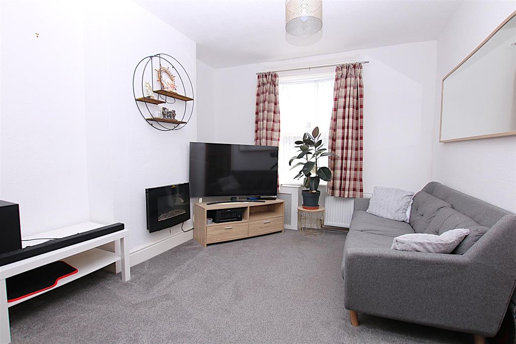 Property photo 2 of 11 Img_1162.Jpg