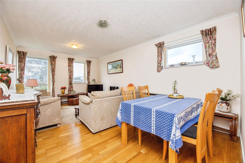 Property photo 2 of 26 Lounge/Dining Room