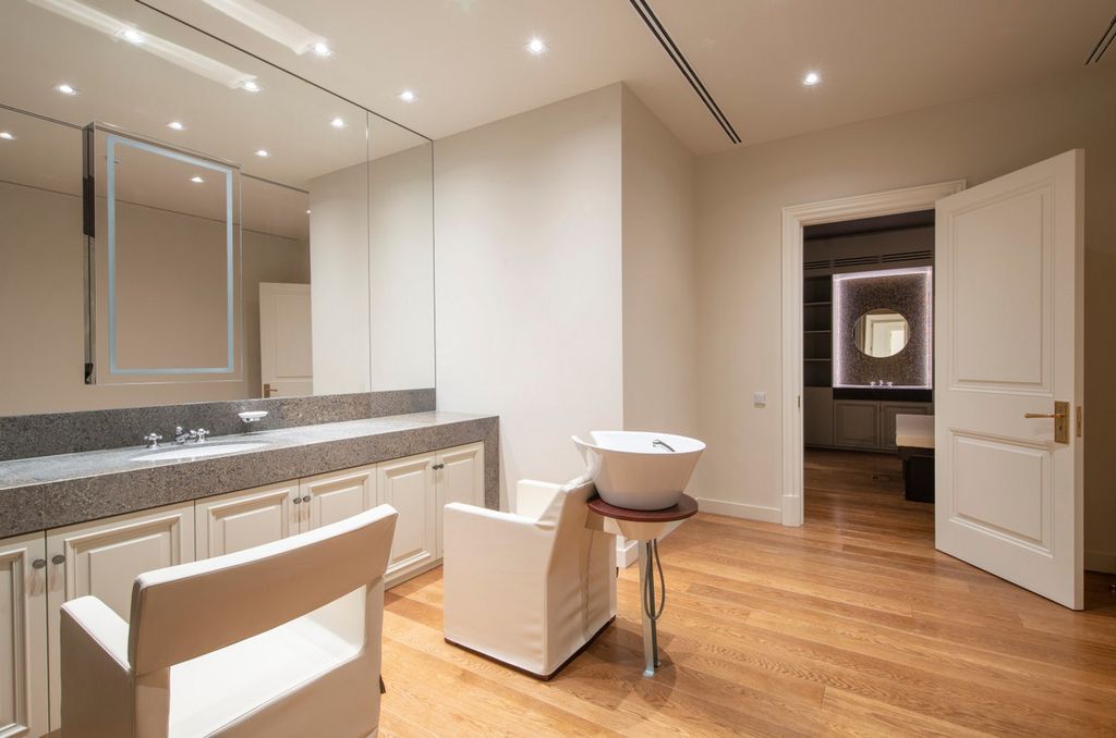 Additional image 11 of 11 bed detached house for saleThe Bishops Avenue, Highgate N2