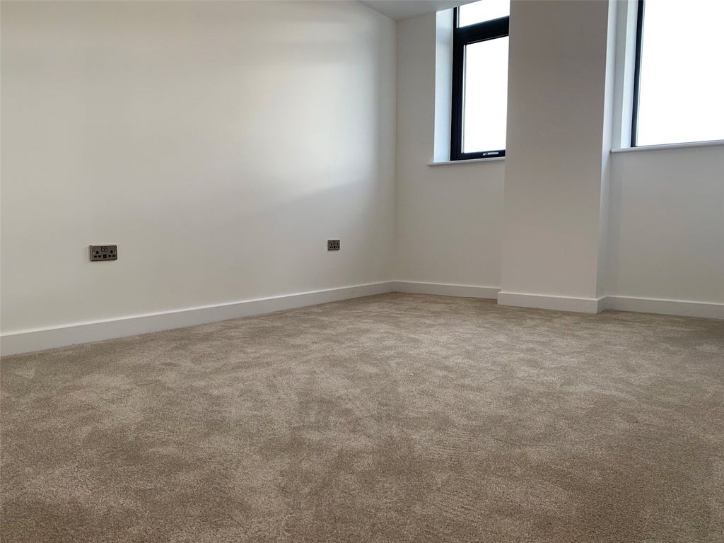 Property photo 3 of 5 Picture No. 02