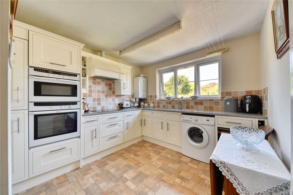 Property photo 3 of 15 Picture No. 14