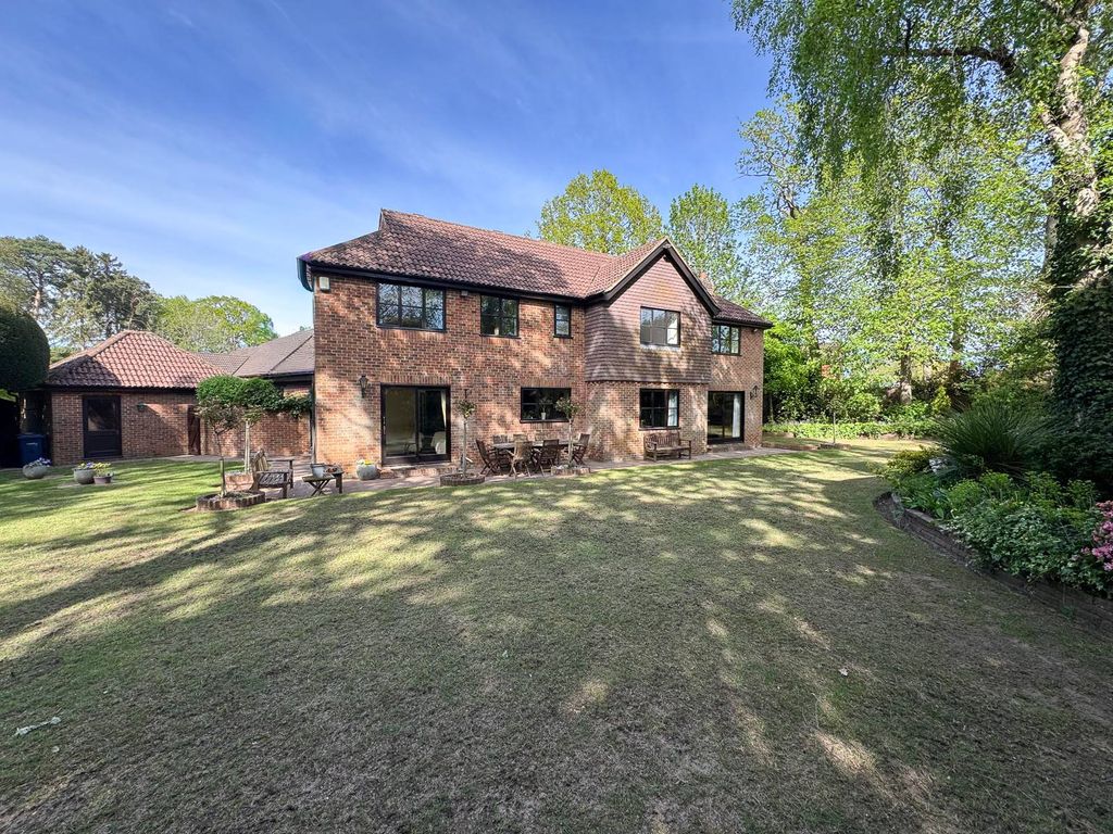 Property photo 3 of 33 Picture No. 67