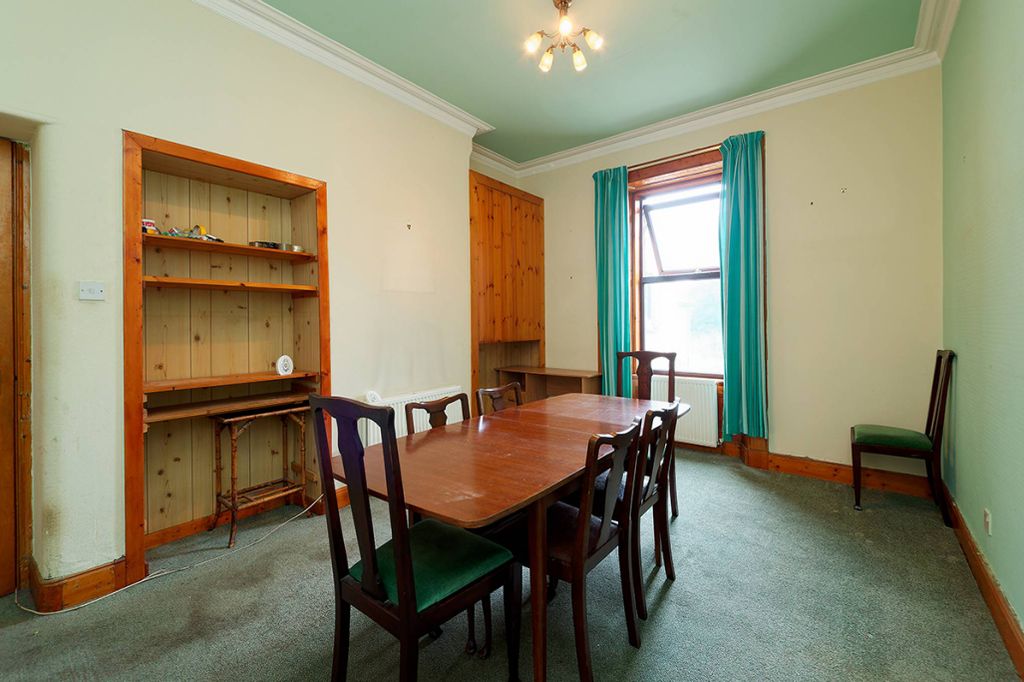 Property photo 2 of 24