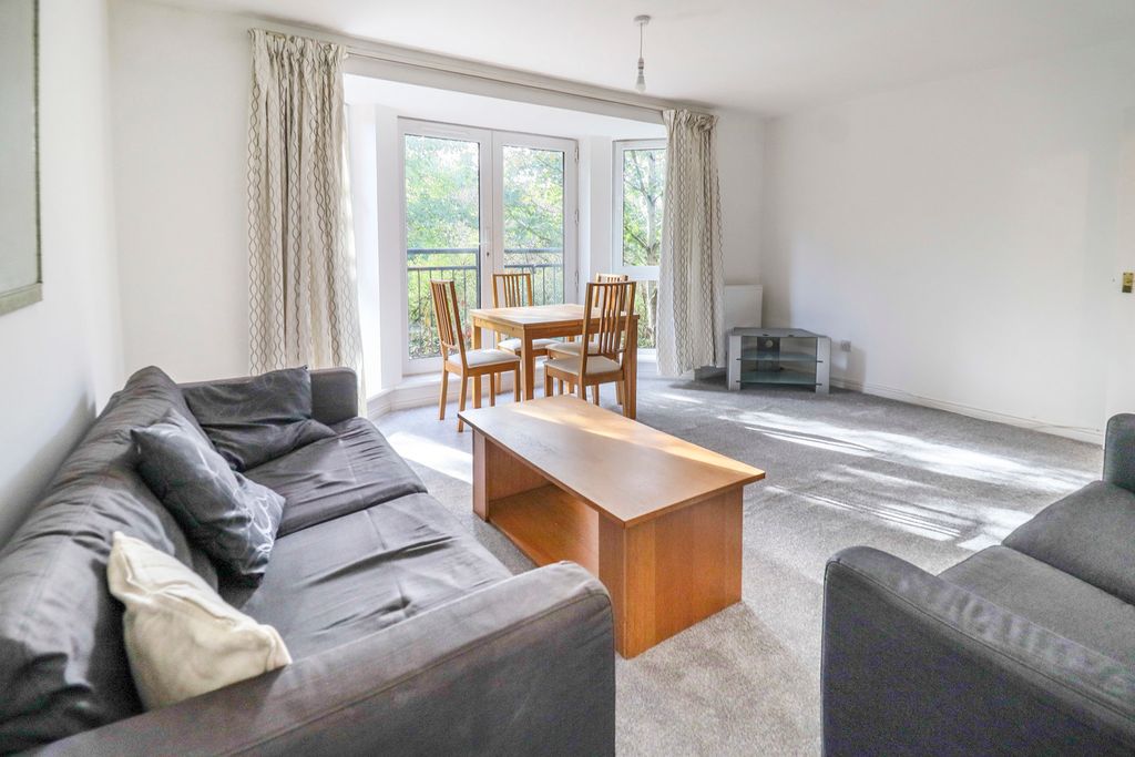 Property photo 2 of 10 Pbox-Img.Jpg