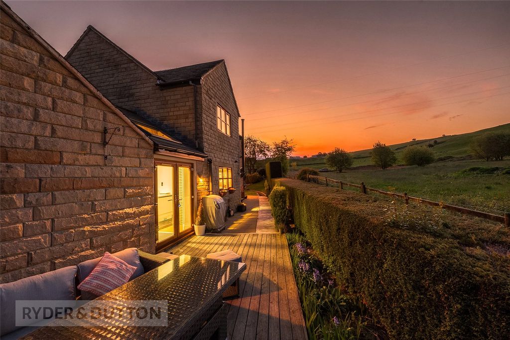 Property photo 2 of 28 Ai Dusk Rear Image
