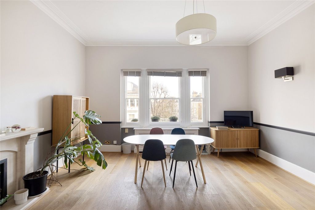 Property photo 2 of 10 Picture No. 05