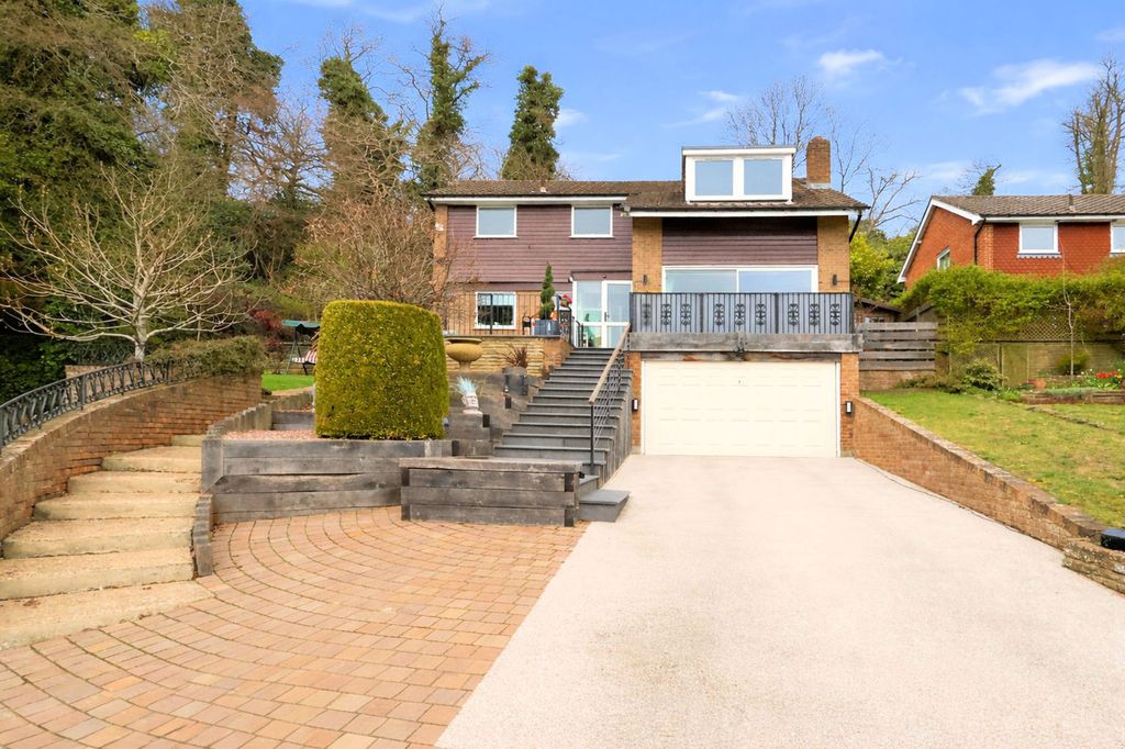 Property photo 1 of 21