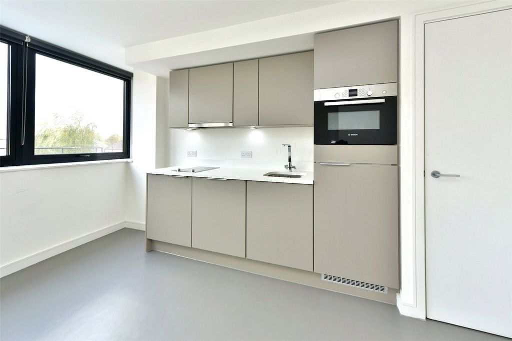 Property photo 2 of 6 Picture No. 04