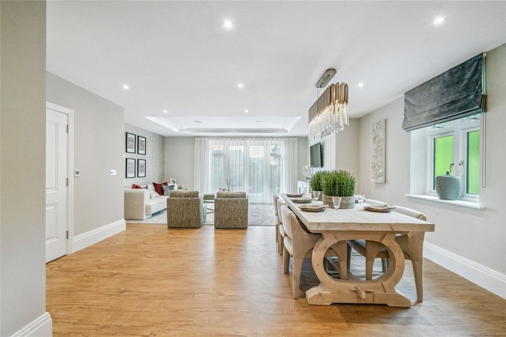 Property photo 3 of 13 * Show Home