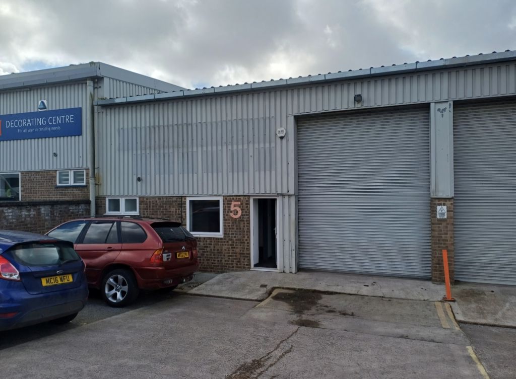 Property photo 1 of 12 Photo 13