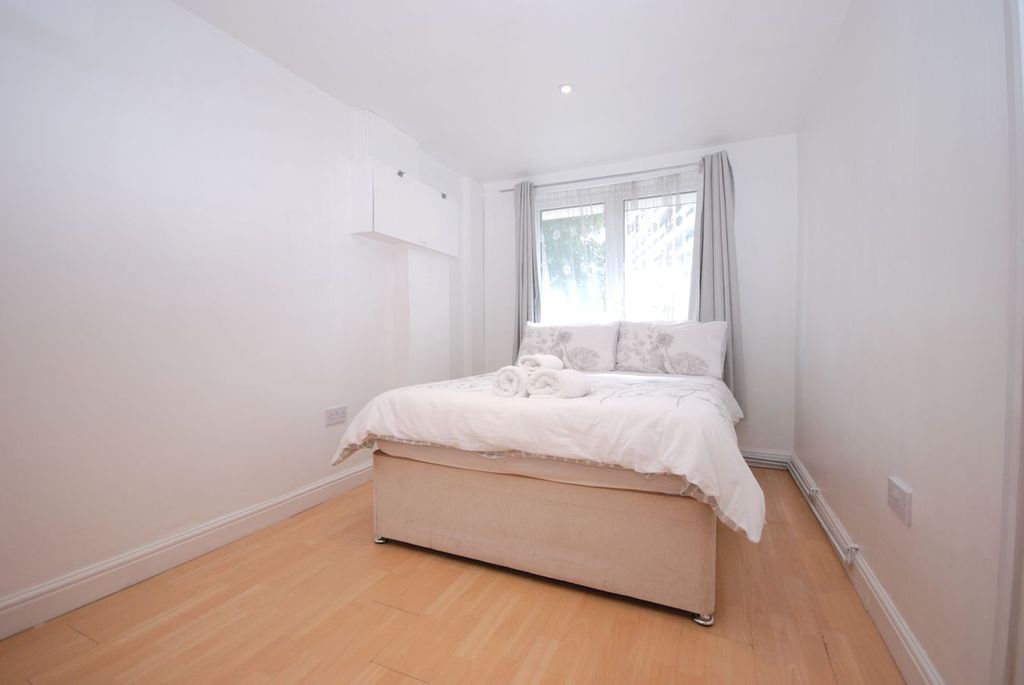 Property photo 3 of 24