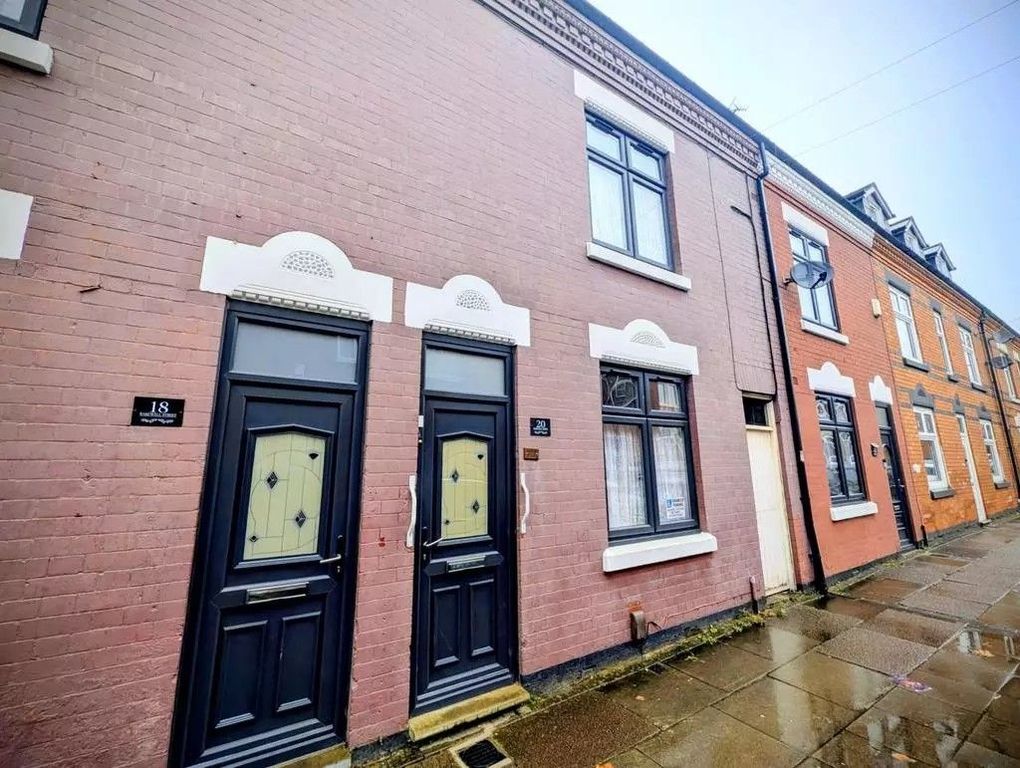 Property photo 1 of 19