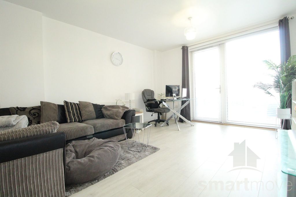 Property photo 3 of 13