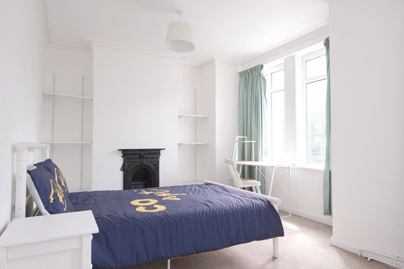 Property photo 3 of 9 Bedroom 1