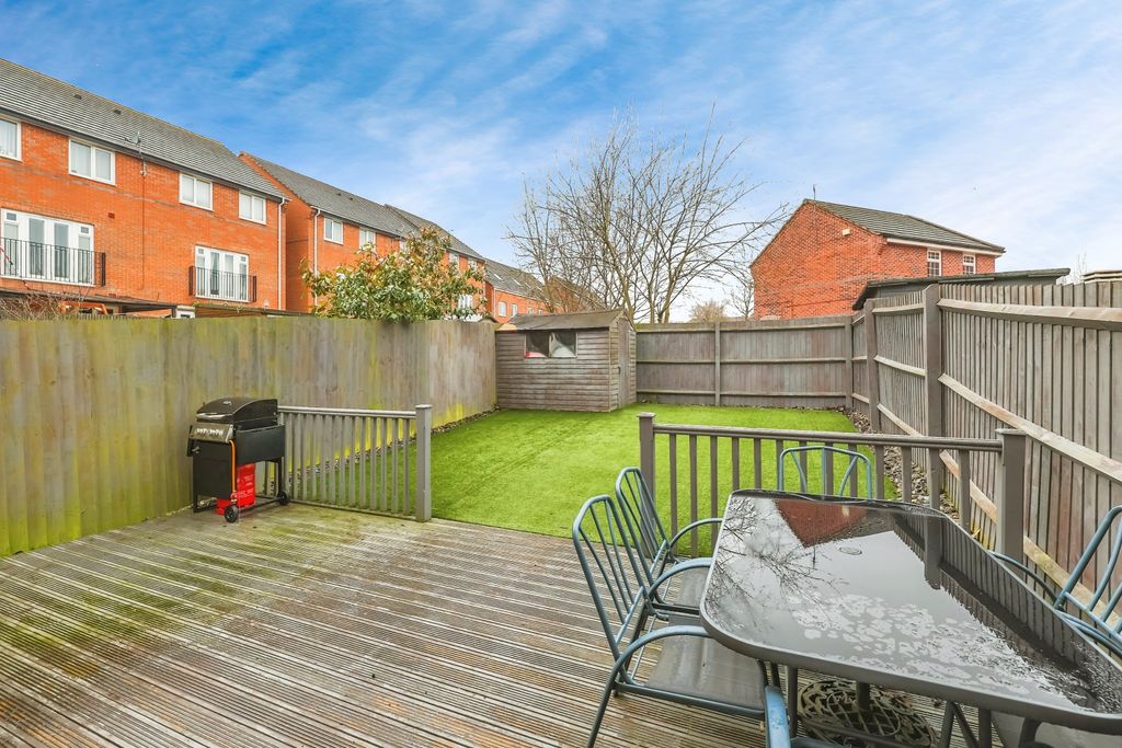 Property photo 2 of 15