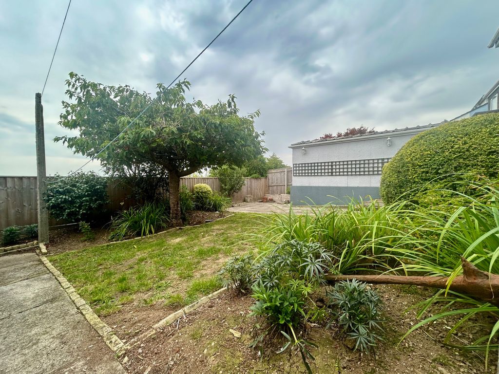 Property photo 3 of 14 Image