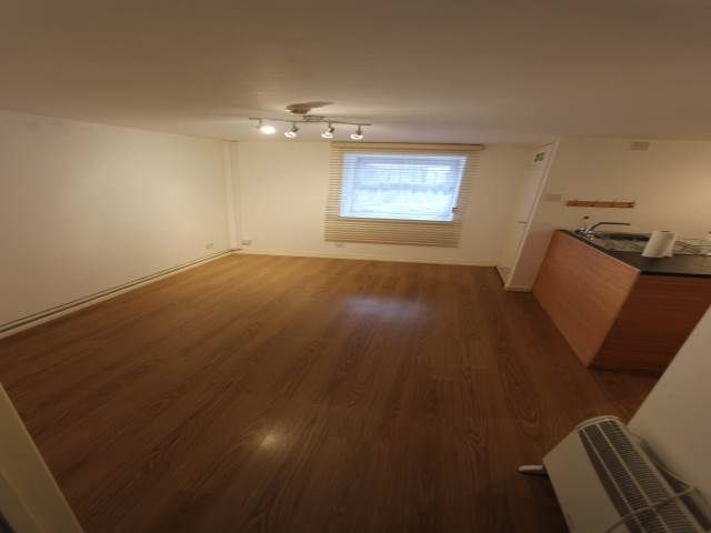 Property photo 2 of 4 Lounge