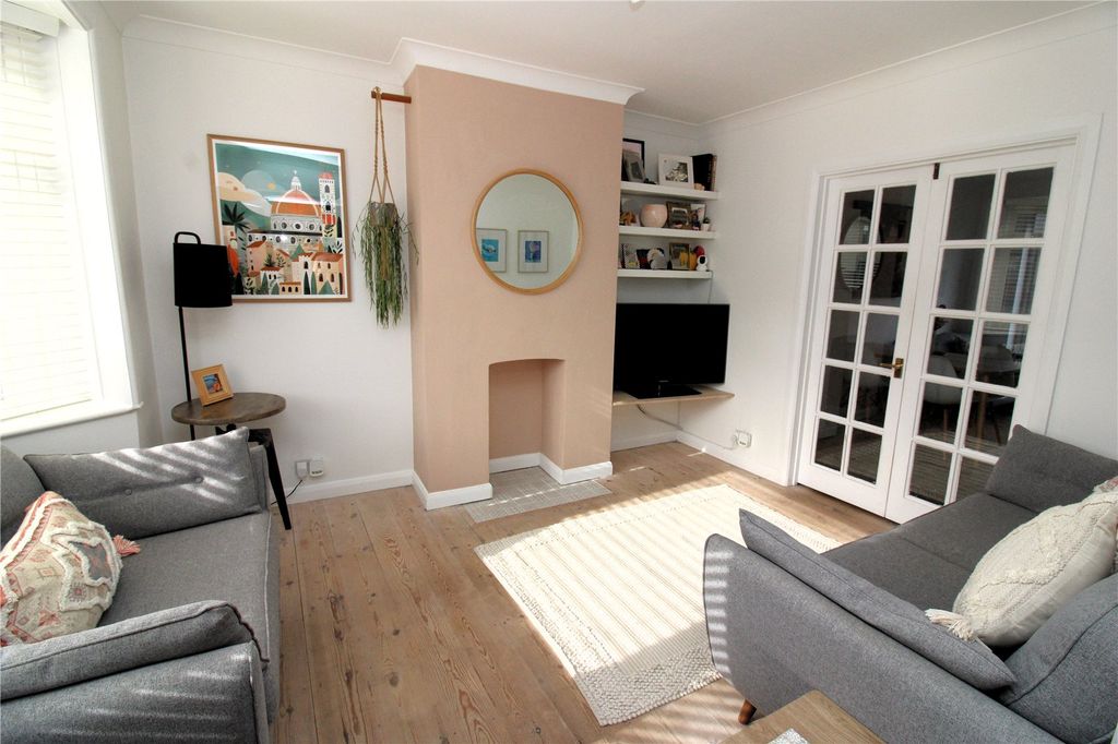 Property photo 2 of 24 Picture No. 20