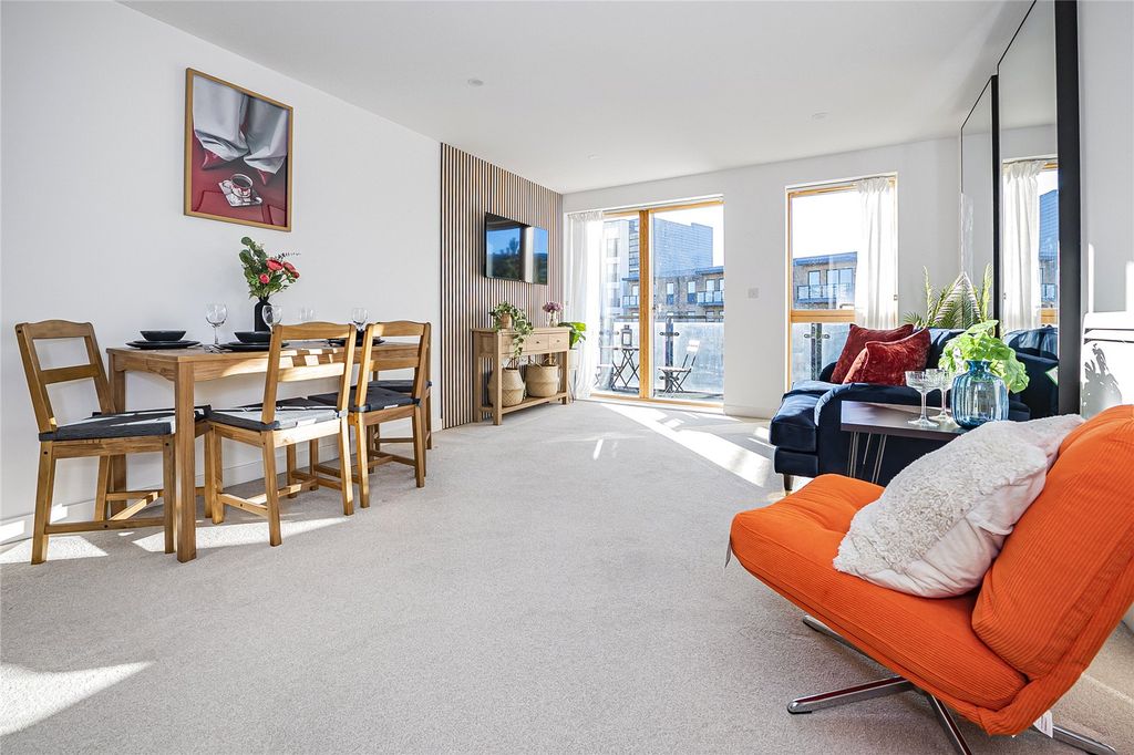 Property photo 2 of 22 Picture No. 26