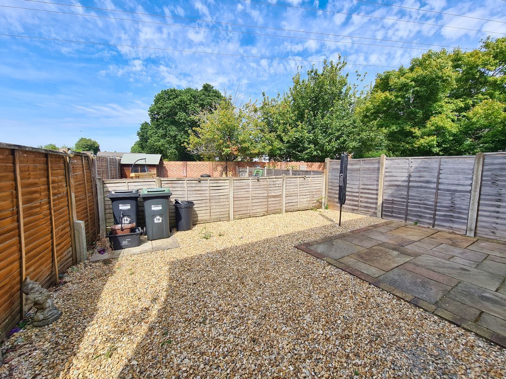 Property photo 2 of 13