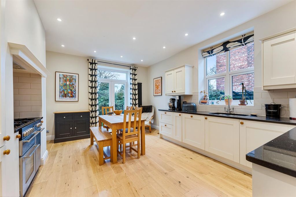 Property photo 3 of 31 Image 3