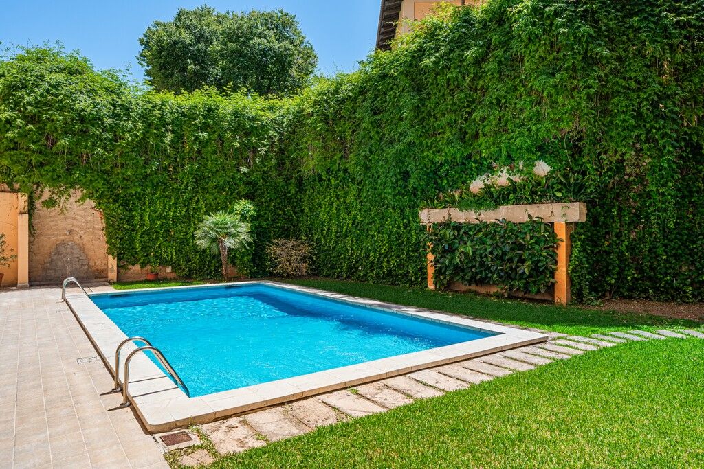 Property photo 2 of 18 Pool