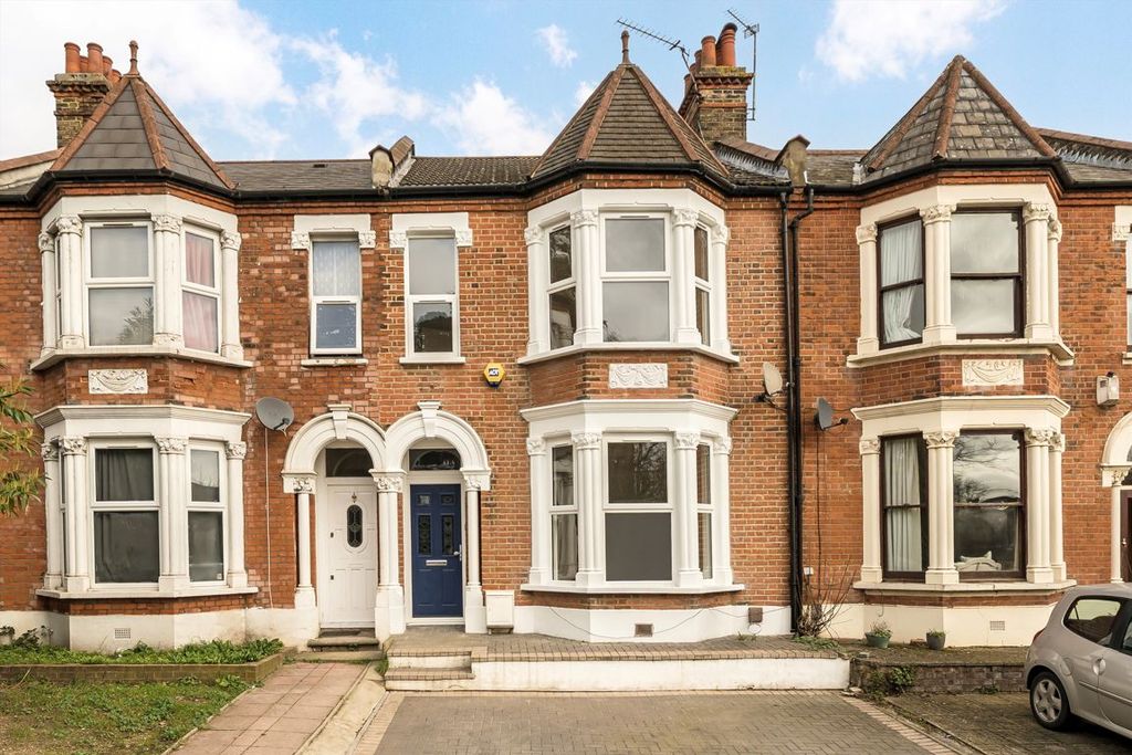 Property photo 1 of 10