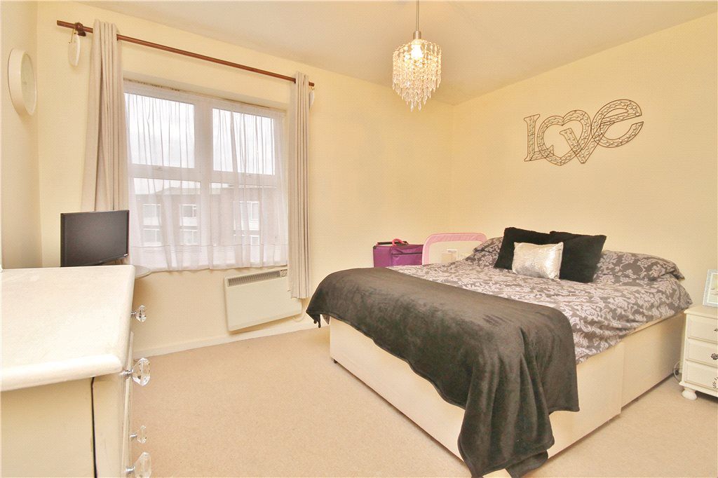 Property photo 3 of 8 Bedroom