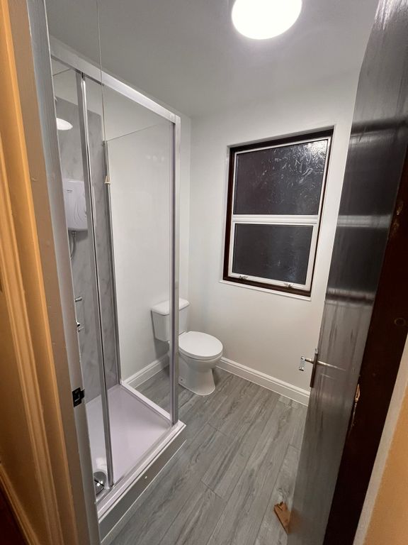 Property photo 2 of 3