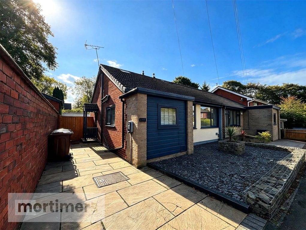 Property photo 1 of 18 Front External