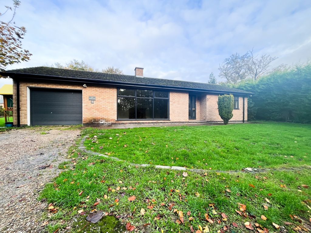 Property photo 1 of 13 Front