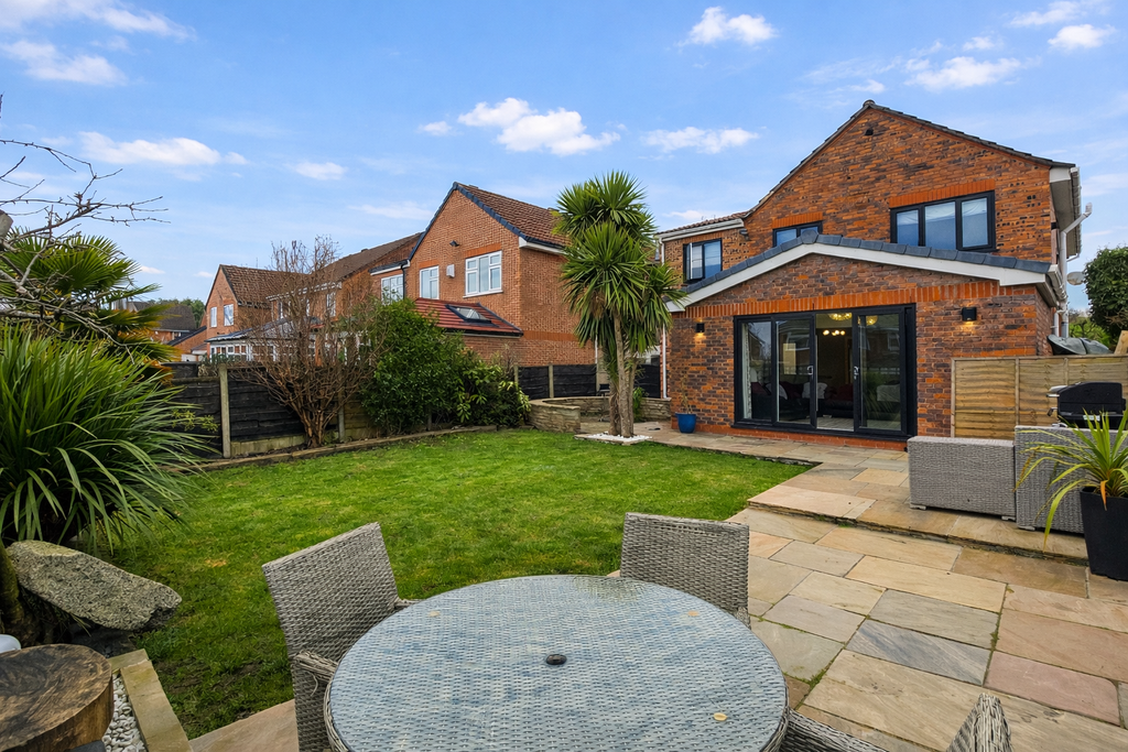 Property photo 3 of 32