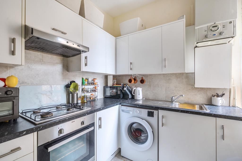 Property photo 2 of 17 Kitchen