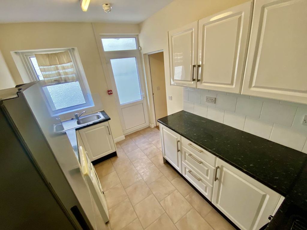 Property photo 2 of 15 Img_4485