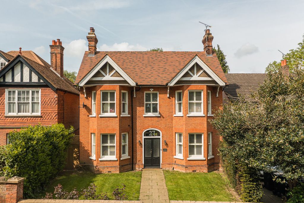 Property photo 1 of 16