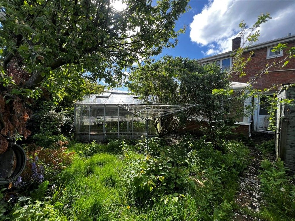 Property photo 3 of 11