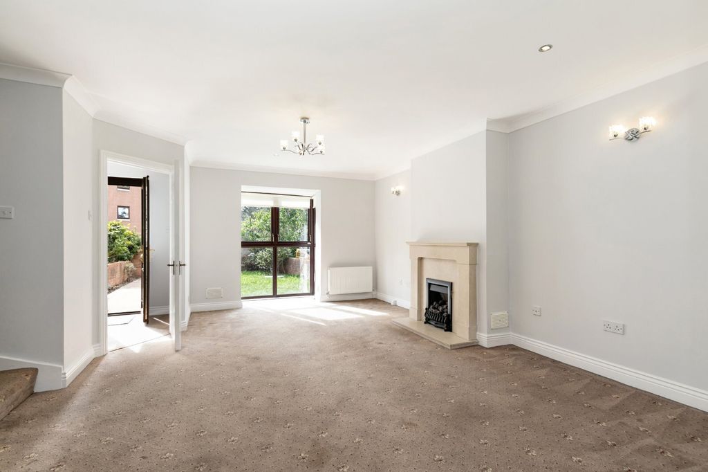 Property photo 2 of 13 Picture No. 03