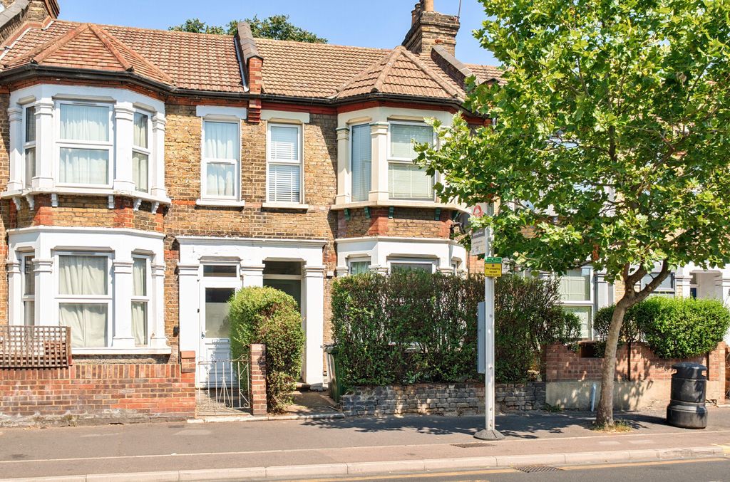 Property photo 1 of 16 22-6A6B15cc831d0-...