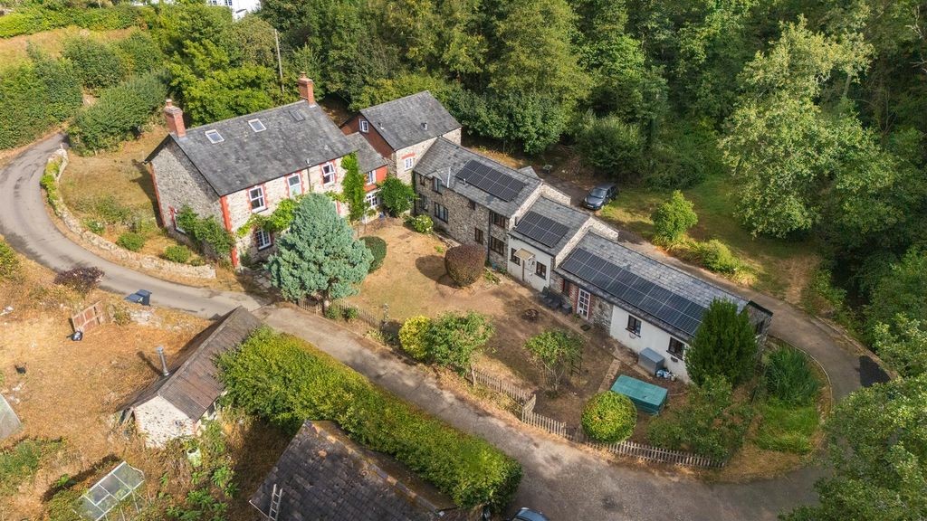 Property photo 1 of 39