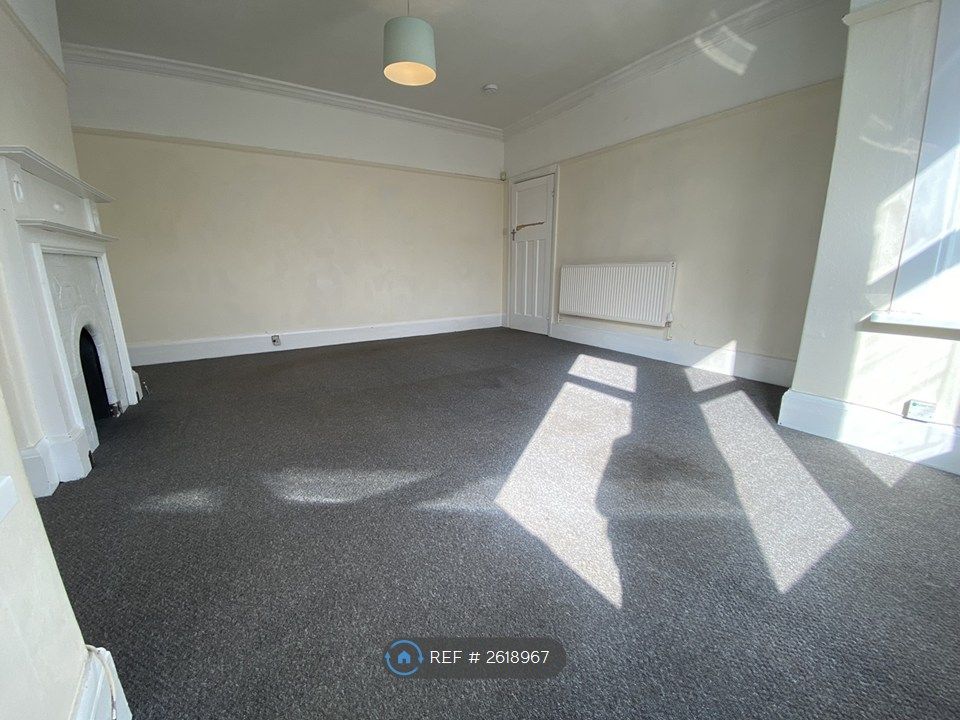 Property photo 3 of 26