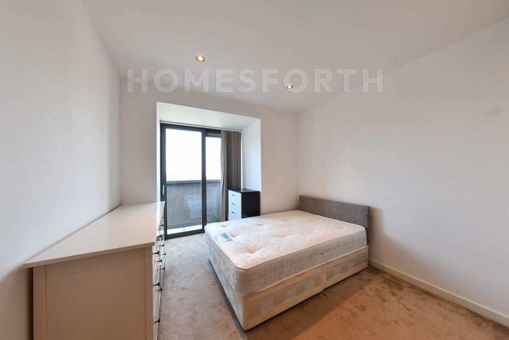 Property photo 3 of 16 Photo 11