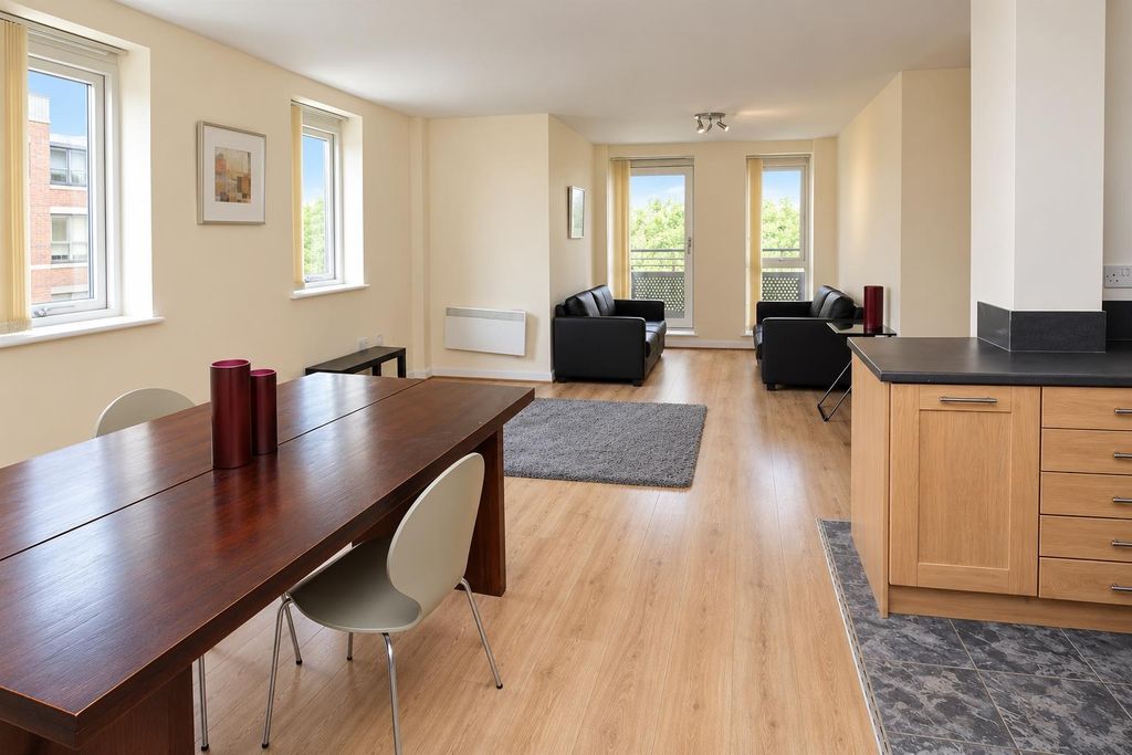 Property photo 1 of 9 Bright, Spacious Open-Plan Living And Dining Area...