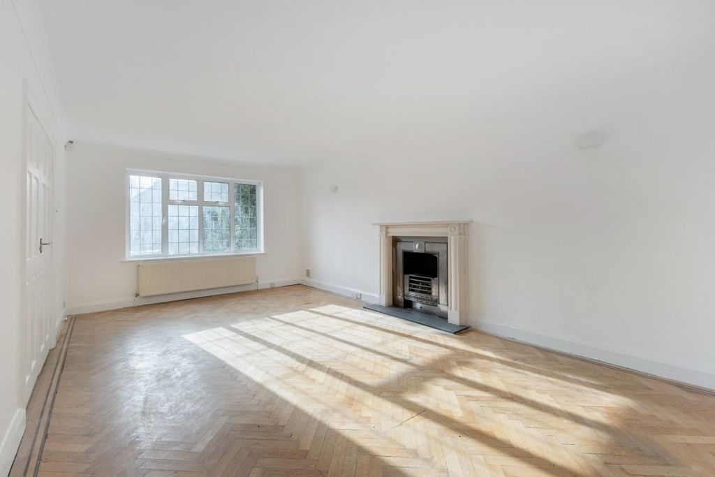 Property photo 2 of 23 103239_23-Glanlea...