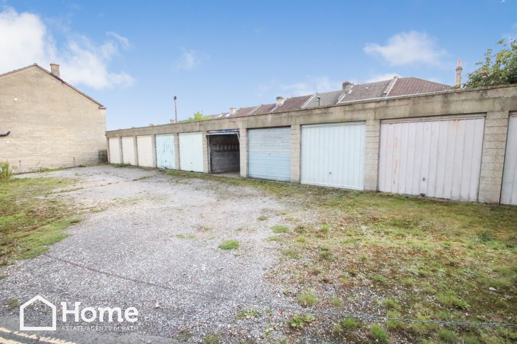 Property photo 1 of 5