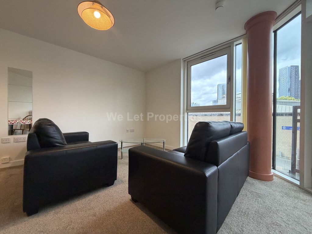 Property photo 3 of 18