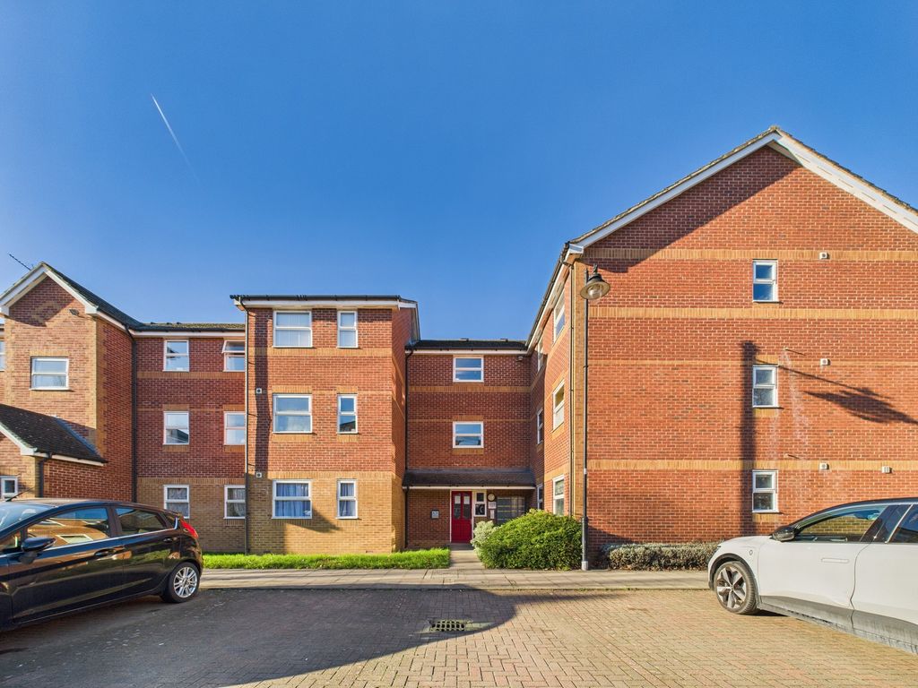 Property photo 1 of 5