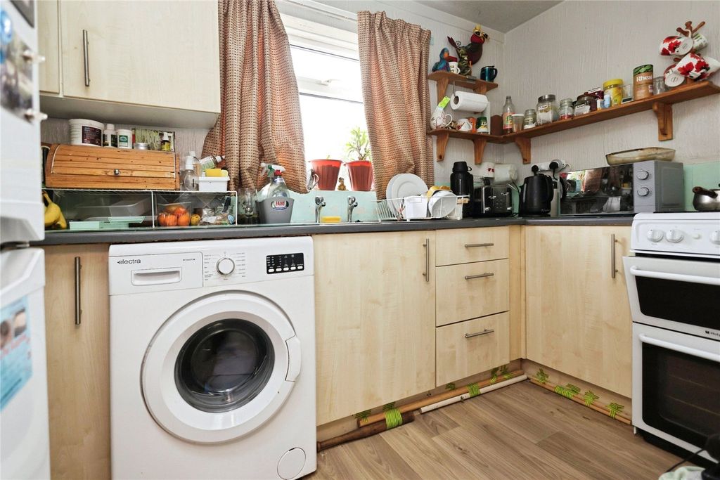 Property photo 2 of 11 Picture No. 06
