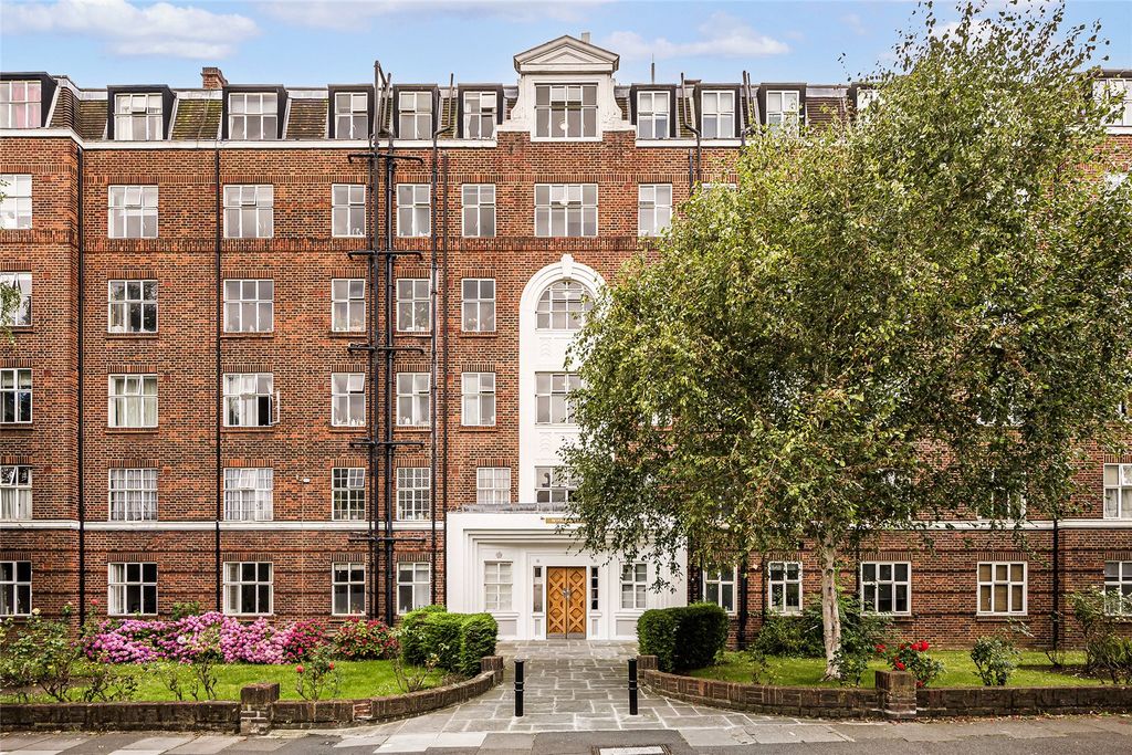 Property photo 1 of 12 Exterior