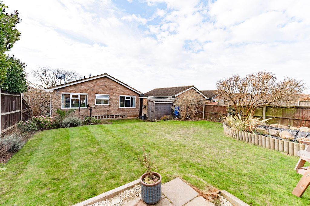 Property photo 2 of 13