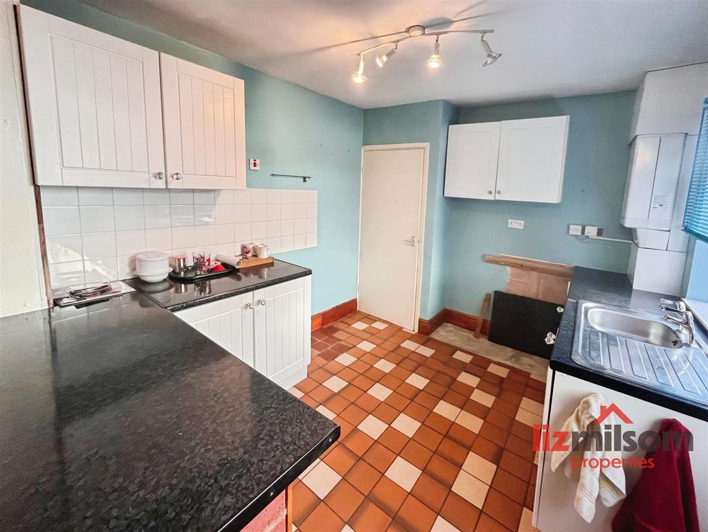 Property photo 2 of 26